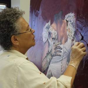 <p>Margaret Rose Vendryes working on <em>Yaure Macy- African Diva</em>, Summer 2016. Photograph by Jacqueline Herranz-Brooks.</p>